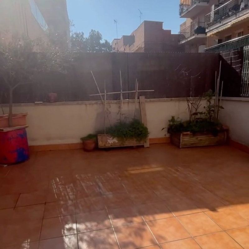 Fabuloso pisazo de gran terraza!!! Finca joven de tan sólo dos vecinos, tres ha 